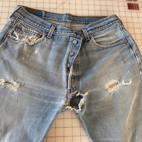 Vintage Levi 501 - Picture 3 of 8